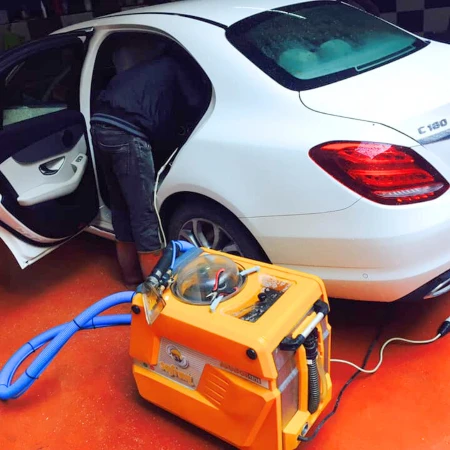 MAŠINA ZA DUBINSKO PRANJE SA TOPLOM VODOM 12-17L ANAFOR SAFRAN